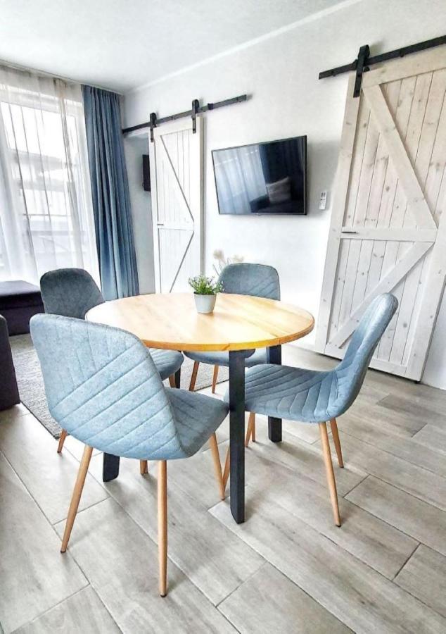 Marina Apartment By Dora Кестхей Экстерьер фото
