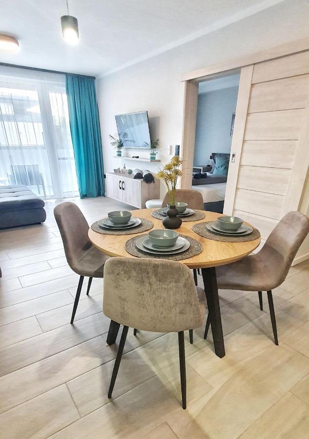 Marina Apartment By Dora Кестхей Экстерьер фото