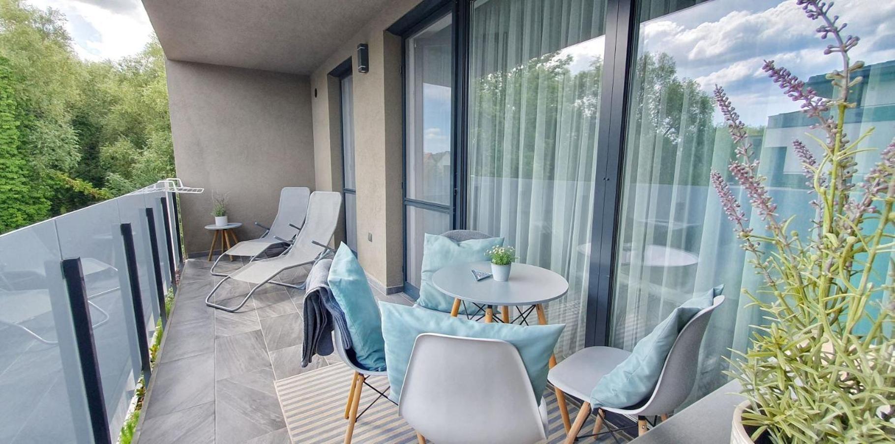 Marina Apartment By Dora Кестхей Экстерьер фото